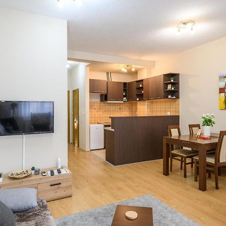 Lux Apartman D&N Svilajnac Екстериор снимка